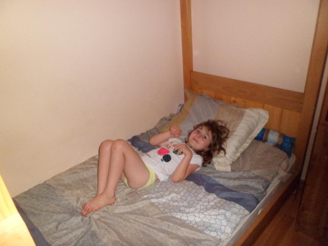 Everyday Cat Hostel Батуми Екстериор снимка